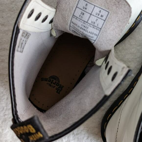 Dr Martens Docs White High Top Leather Combat Boots Kawaii Grunge Biker Shoes - Picture 4 of 9